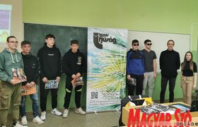 A Képes Ifjúság a topolyai Sinkovics József Műszaki Középiskolában