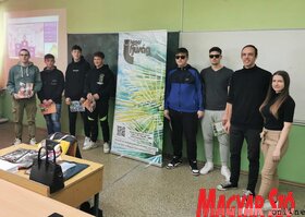 A Képes Ifjúság a topolyai Sinkovics József Műszaki Középiskolában
