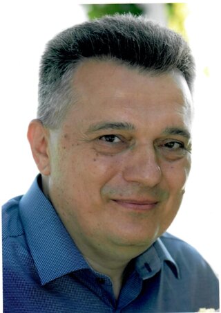 Lukács Csaba, az OTP Bank egyik szabadkai fiókjának vezető (Lukács Csaba archívuma) Lukács Csaba, az OTP Bank egyik szabadkai fiókjának vezető (Lukács Csaba archívuma)