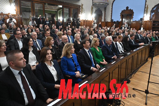 (fotografija Andraša Otoša) (fotografija Andraša Otoša)