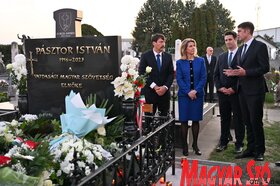 Megemlékezés Pásztor István sírjánál 
