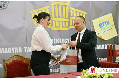 (fotografija Edvarda Molnara)