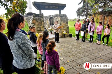 A helyiek emlékében még élénken él a partizán vérengzés (Gergely Árpád felvétele)