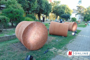 A tavaly megtartott 42. Terra Szimpózium alkotásaiból összeállított kiállítás (Fotó: Vidács Hajnalka)