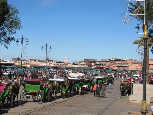 Jemaa el-Fna – ameddig a szem ellát Jemaa el-Fna – ameddig a szem ellát