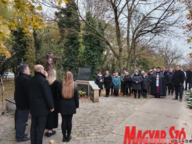 Az 1944/45-ös partizánterror ártatlan áldozataira emlékeztek Topolyán