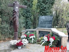 Az 1944/45-ös partizánterror ártatlan áldozataira emlékeztek Topolyán