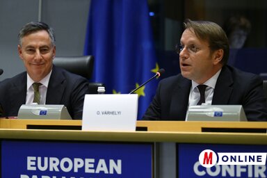 Várhelyi Olivér szerint gyorsuló bővítési folyamatról lehet beszélni (Fotó: MTI)