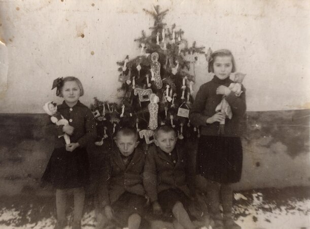 Egy régi karácsony emléke az 1940-es évek végéről (Privát archívum) Egy régi karácsony emléke az 1940-es évek végéről (Privát archívum)