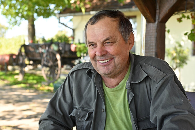 Dujmovics László Dujmovics László
