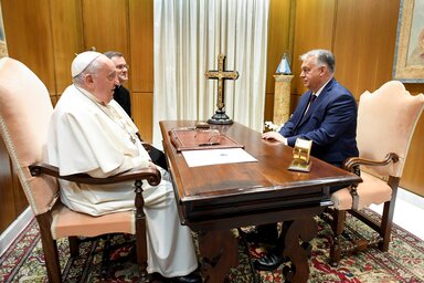 Audiencián fogadta szerdán Orbán Viktort Ferenc pápa a Vatikánban (Fotó: MTI)
