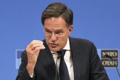 Mark Rutte a tegnapi, brüsszeli külügyminiszteri értekezleten azt is közölte, hogy Ukrajna NATO-tagság felvé vezető útja visszafordíthatatlan (Fotó: AP via Beta)