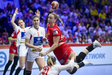 A nők az elmúlt napokban az oszták-magyar-svájci közös rendezésű Európa-bajnokságon szerepeltek, ám egyetlen pontot sem szereztek (Fotó: MTI)