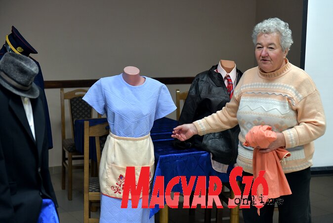 Nem is olyan régen divat volt a dzsörzé ruha (Fotó: Gergely József) Nem is olyan régen divat volt a dzsörzé ruha (Fotó: Gergely József)