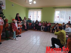 Az Életfa és az Ady Mikulás ünnepsége Bácskossuthfalván