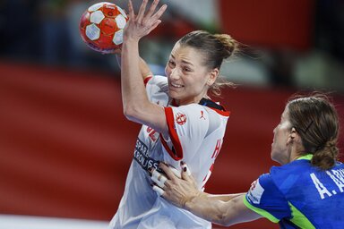 Meglepetés lenne, ha nem Dánia jutna a négy közé (Fotó: Beta/AP)