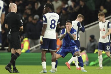 Az angol bajnokságban vasárnap a Tottenham és a Chelsea egymással mérkőzve készült a nemzetközi porondra. A hétvégén a Kékek 4:3-ra nyertek (Fotó: Beta/AP)