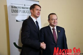 Díszülés a Vajdasági Magyar Szövetség 30 éves fennállása alkalmából