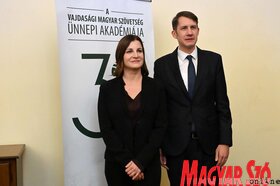Díszülés a Vajdasági Magyar Szövetség 30 éves fennállása alkalmából