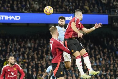 Gvardiol fejese a United ellen (Fotó: Beta/AP)