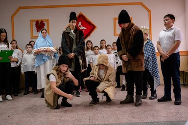 Az ünnepi műsor a törökfalui Százszorszép-székházban (Göblös Péter felvétele)