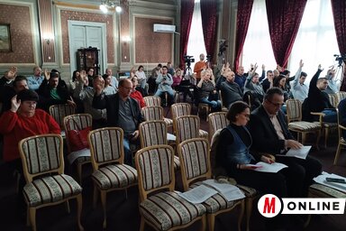 Az óbecsei községi képviselő-testület tagjai elfogadták a 2025. évi költségvetést (Kancsár Izabella felvétele)