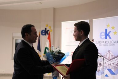Pletikoszity Árpád a díj átvételekor (Vojnić Bojana felvétele)