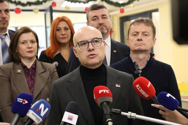 Miloš Vučević kormányfő (Fotó: Beta)