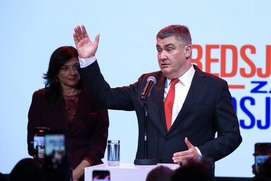 Zoran Milanović jelenlegi államfő, a Szociáldemokrata Párt (SDP) által támogatott jelölt nyerte meg az elnökválasztás első fordulóját (Fotó: Beta)