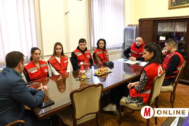 Szenttamás polgármestere fogadta a Vöröskereszt helyi önkénteseit (Fotó: Paraczki László felvétele)