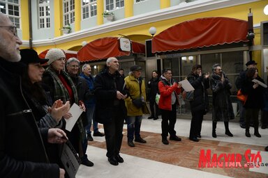 A fotókiállításon megcsodálhatjuk kollégáink, Diósi Árpád és Dávid Csilla fényképeit is (Fotó: Dávid Csilla felvétele)