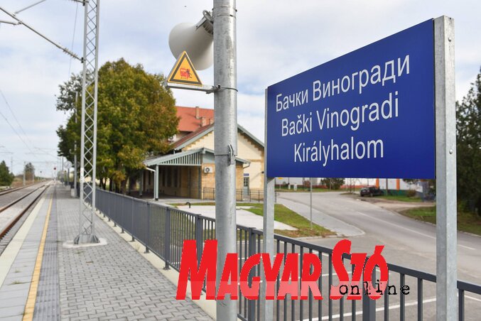 Sokan közlekednek vonattal Szeged és Szabadka között (Molnár Edvárd archív felvétele) Sokan közlekednek vonattal Szeged és Szabadka között (Molnár Edvárd archív felvétele)