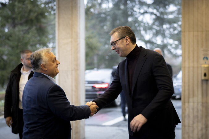 A magyar miniszterelnök és a szerb államfő találkozója Belgrádban (Fotó: MTI/Miniszterelnöki Sajtóiroda/Fischer Zoltán) A magyar miniszterelnök és a szerb államfő találkozója Belgrádban (Fotó: MTI/Miniszterelnöki Sajtóiroda/Fischer Zoltán)