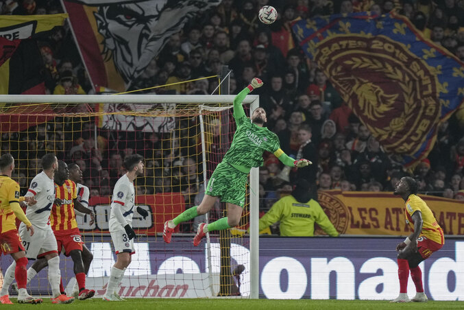 Donnarumma látványos megmozdulásaira is szükség volt a PSG sikeréhez (Fotó: Beta/AP) Donnarumma látványos megmozdulásaira is szükség volt a PSG sikeréhez (Fotó: Beta/AP)