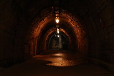 A víz a gépeket kezelő bányászok egy csoportjára zúdult rá (Illusztráció/Pixabay.com)