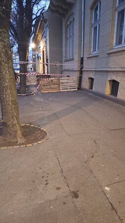Elkerítették a területet (Fotó: Facebook/Gyivánovity Dániel) Elkerítették a területet (Fotó: Facebook/Gyivánovity Dániel)