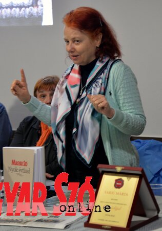 „Mađar so” igra istaknutu ulogu u životima vojvođanskih Mađara, navela je Marta Varju, glavna urednica lista (fotografija Čile David) „Mađar so” igra istaknutu ulogu u životima vojvođanskih Mađara, navela je Marta Varju, glavna urednica lista (fotografija Čile David)
