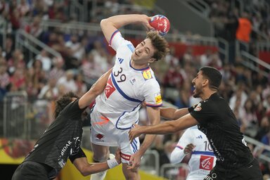 Franciaország egy másodperccel a vége előtt szerezte a győztes gólt (Fotó: MTI)