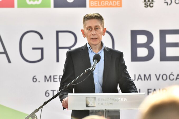 Aleksandar Martinović nyitotta meg a kiállítást (Fotó: Beta) Aleksandar Martinović nyitotta meg a kiállítást (Fotó: Beta)