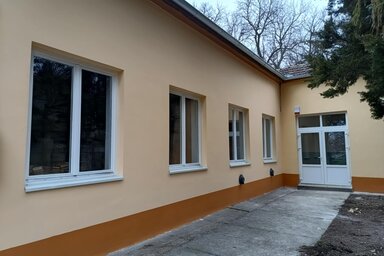 Teljesen új arculatot kapott a bajsai fiókkönyvtár (Plohl Krisztina felvétele)