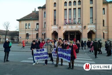 A gyülekezet (Fotó: BJK)