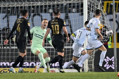 A Spartacus jelenleg 14. a tabellán