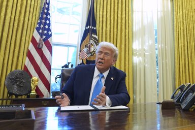 Trump az Egyesült Államok és közeli szövetségese, Izrael ellen folytatott eljárások miatt döntött a szankciók mellett (Fotó: Beta/AP)