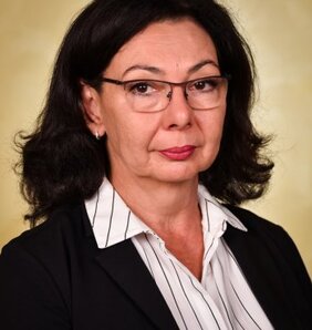 Tatjana Varju Potrebić (veb stranica Nacionalnog saveta mađarske nacionalne manjine)