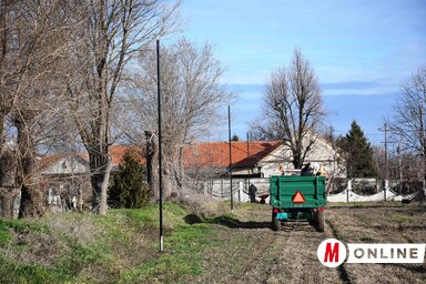 Befejeződött a megfigyelőrendszer munkálatainak első fázisa a kúlai római katolikus temetőben (Fotó: Paraczky László)