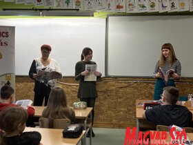 Mézeskalács és Jó Pajtás a szabadkai Jovan Jovanović Zmaj iskolában