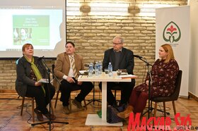Jókai Mór születésének 200. évfordulójáról emlékeztek meg a szabadkai Szekeres László Alapítványban