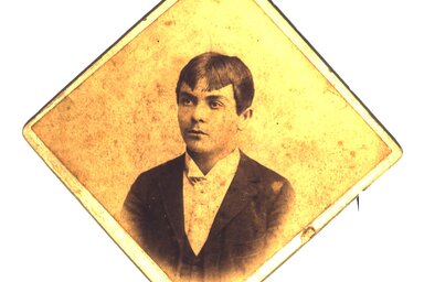 A fiatal Pechán / archívum