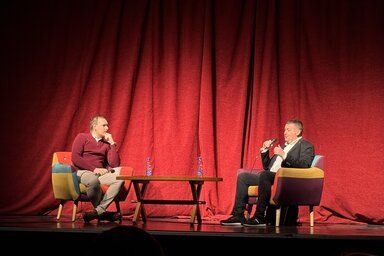 Gyurik Attila és Mészáros Sándor egy lendületes beszélgetés során osztották meg az F1 kulisszatitkait a közönséggel