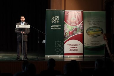 Fekete Andor köszöntötte az eredményhirdetés vendégeit (Lakatos János felvétele)